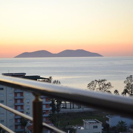 Seaview Gateway 2 Bedrooms Apartment & Garage Vlorë Exteriör bild