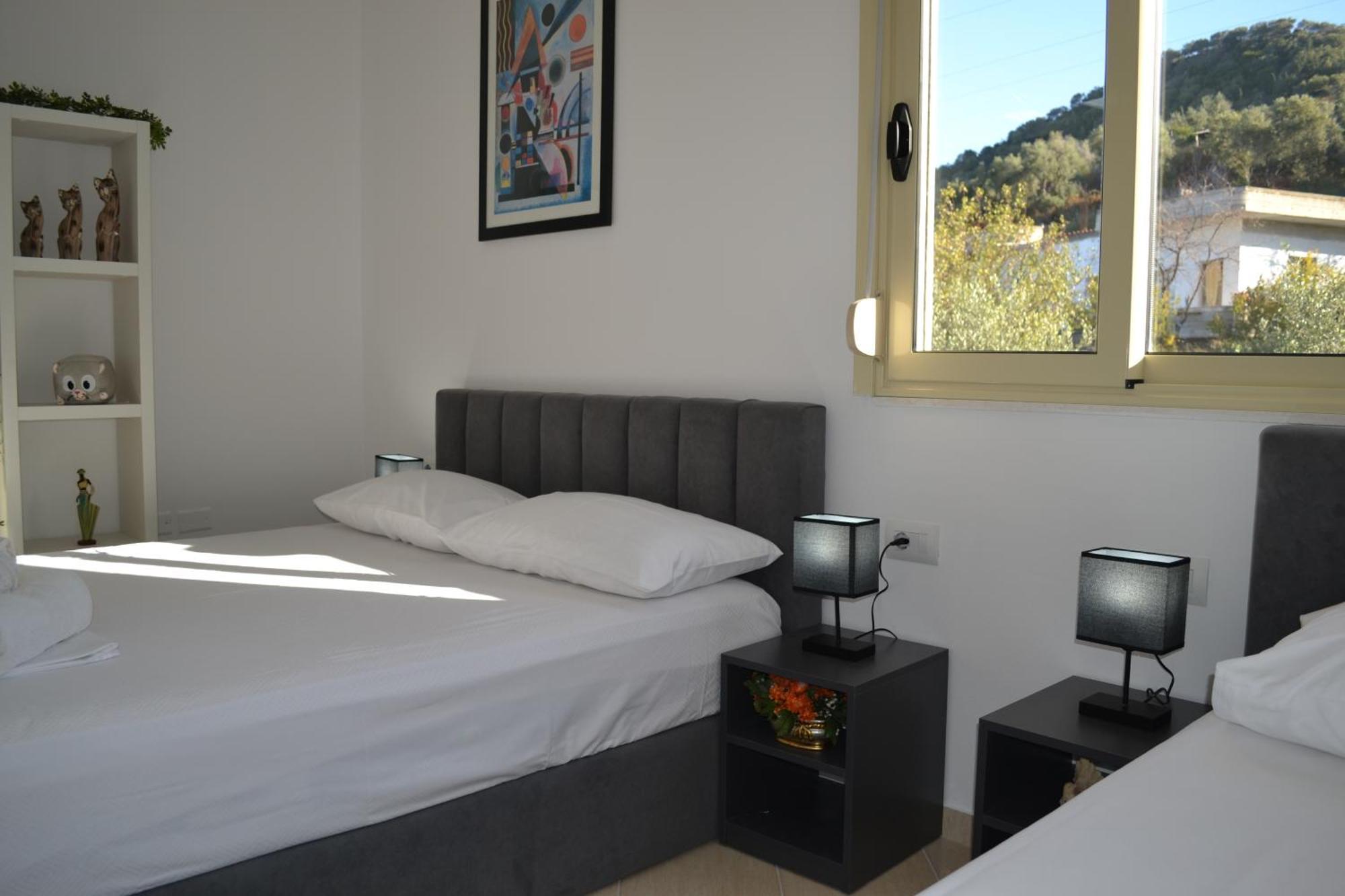 Seaview Gateway 2 Bedrooms Apartment & Garage Vlorë Exteriör bild