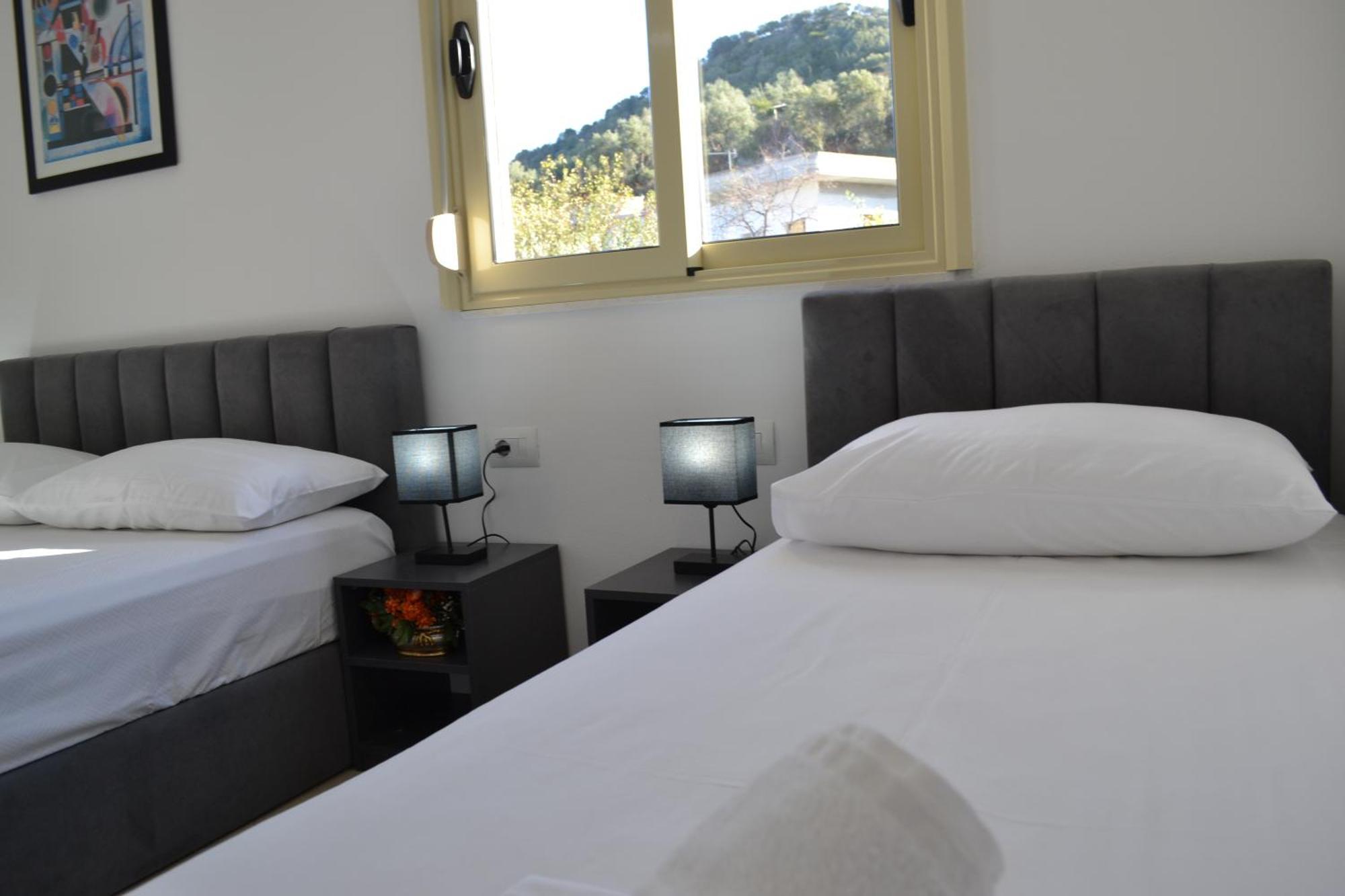 Seaview Gateway 2 Bedrooms Apartment & Garage Vlorë Exteriör bild