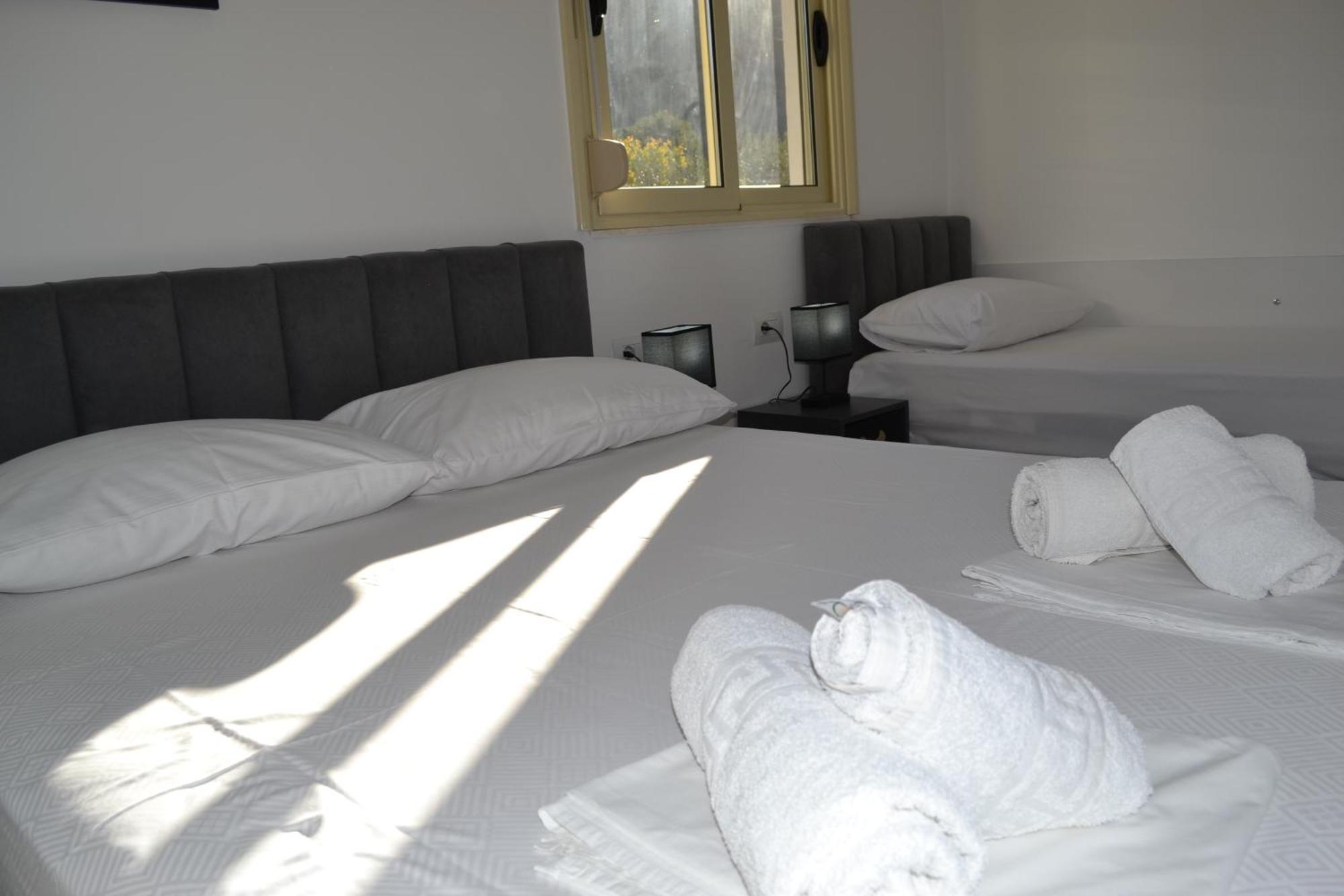 Seaview Gateway 2 Bedrooms Apartment & Garage Vlorë Exteriör bild