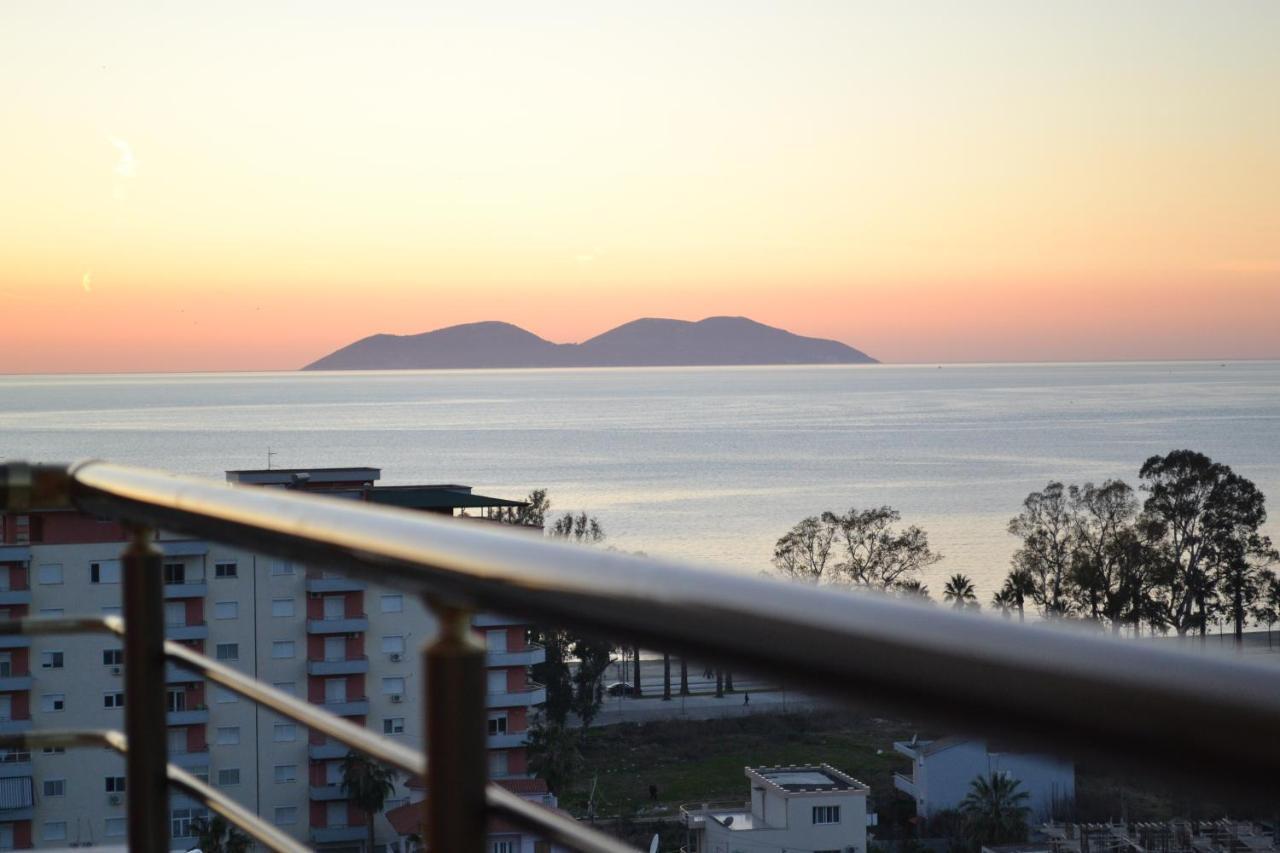 Seaview Gateway 2 Bedrooms Apartment & Garage Vlorë Exteriör bild